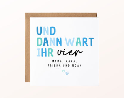 Geburtskarte „Und dann wart ihr vier“ – Hellblau – FabSiShop Mockup